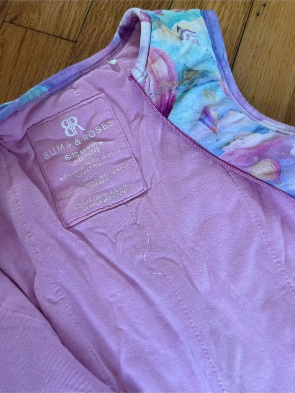 Bums & Roses Sleep Sack - Picture 2 of 2
